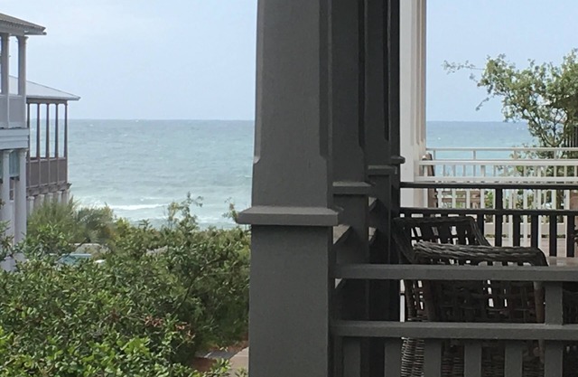 * AMSLER COTTAGE EN RB * PROPRIÉTAIRE + CONCIERGE - 5ème MAISON AU GOLFE - 4 VÉLOS - VUES