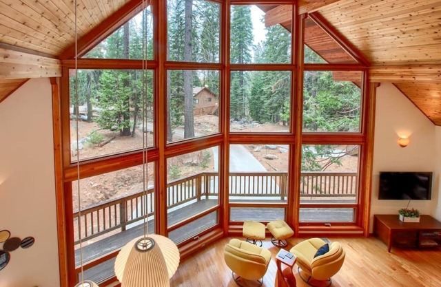 🌄 Most Lux A-Frame Panoramic View Yosemite West Cabin - NEW AC and EV Charger