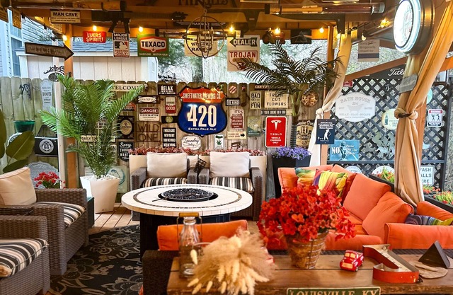 Most Unique Eclectic Stay w/ Hot Tub in Louisville