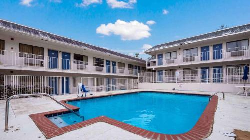 Motel 6-Bessemer, AL - Birmingham