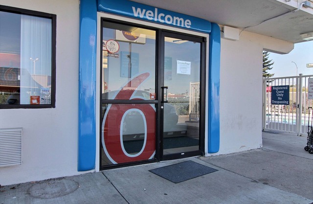 Motel 6 Bismarck, ND