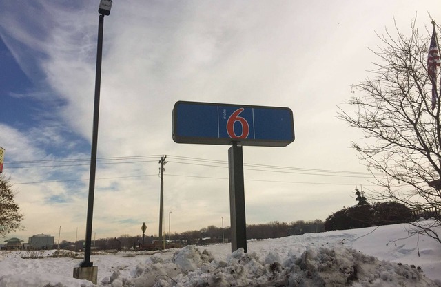 Motel 6 Burnsville, MN