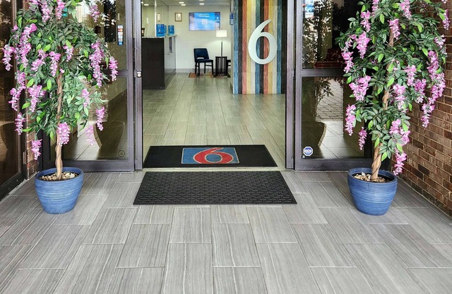 Motel 6 Columbus, GA - Downtown