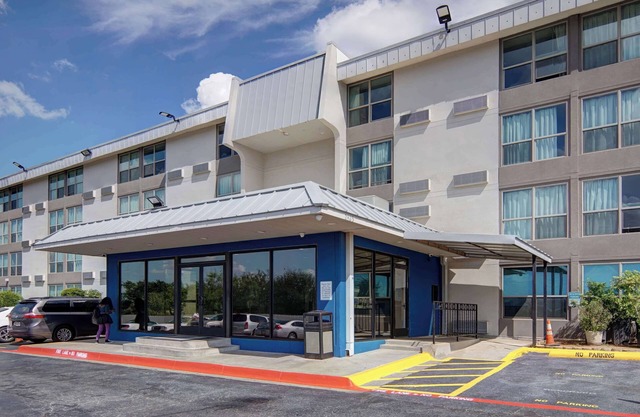 Motel 6 Fort Worth, TX - Downtown East
