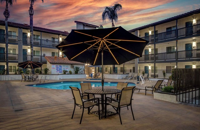 Motel 6 Ontario, CA - Convention Center - Airport