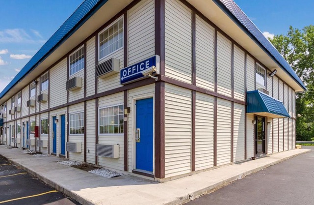 Motel 6-Rossford, OH