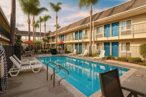 Motel 6-Westminster, CA - North