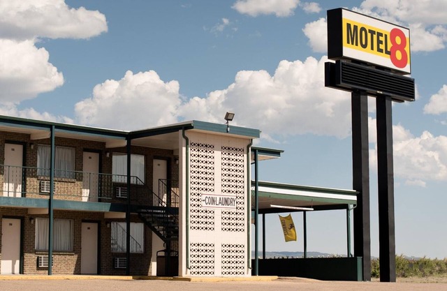 Motel 8 Laramie