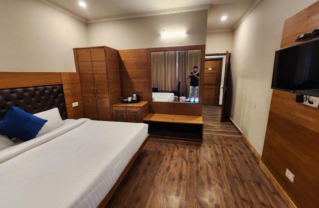 Motel Radhe
