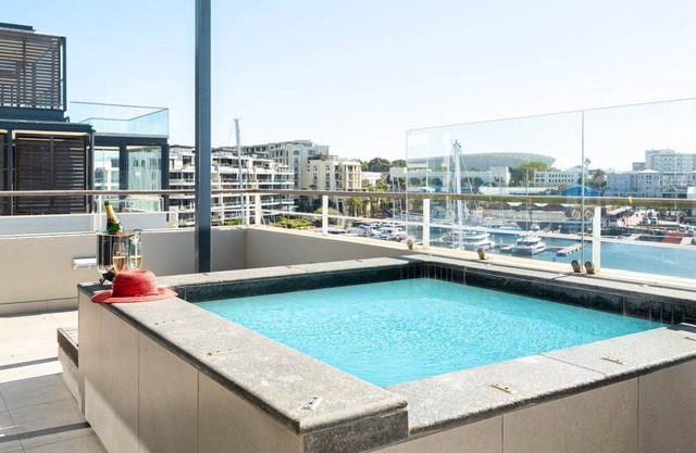 Mouille Penthouse - Trois Chambres Appartement, Couchages 6