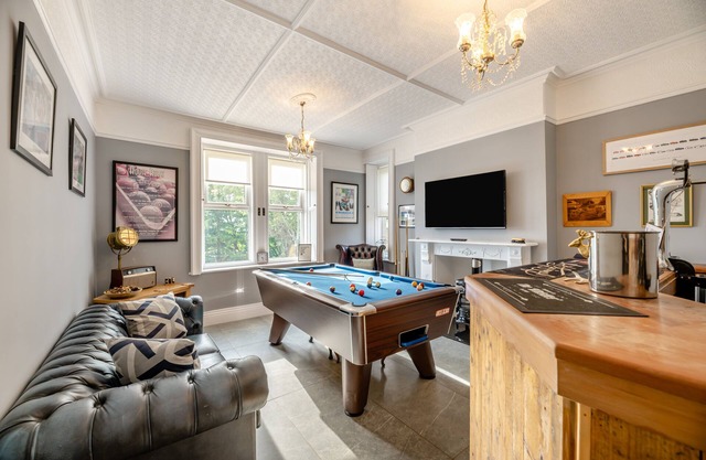 Mount Cottage - Quatre Chambres Maison, Couchages 8