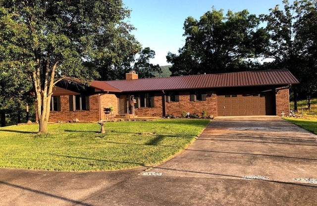 Mount Magazine View - Beautiful 4 Bedroom, 3 Bath Home Parfait pour les familles