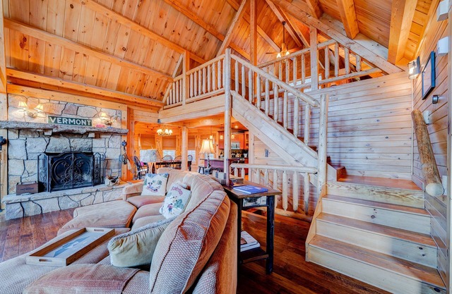Mount Snow Cabin with Private Hot Tub by RedAwning