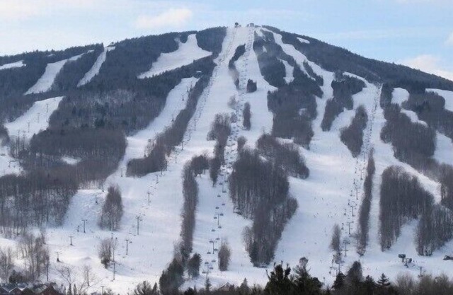 Mount Snow Mountain Views - Spacieux et propre 4 chambres 3 salles de bains Condo