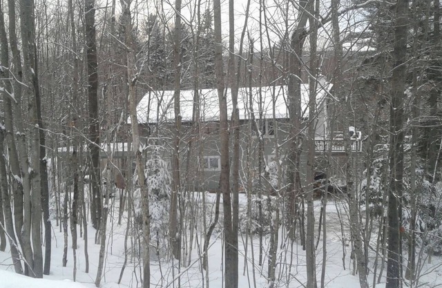 Mount Snow Rental Beautiful 5BR + Home with Hot Tub, Sauna, Pool Table and more!