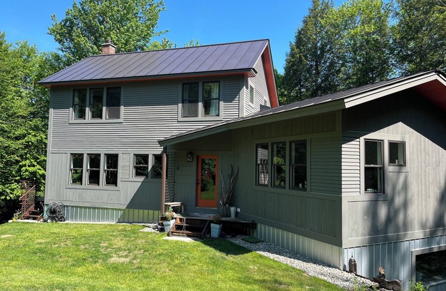 Mountain biker/Hiker paradise.. dog friendly. 10 minutes to downtown Montpelier