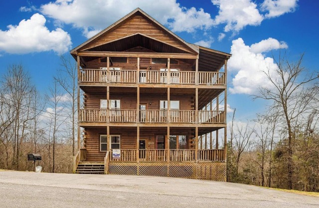 Mountain Breeze - 6BR / 6BA - 12 personnes