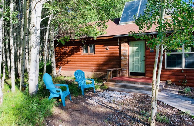 Mountain cabin great for families and close to everything fun!