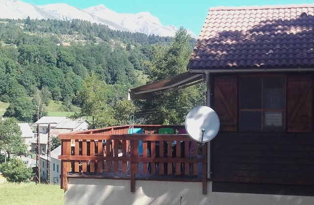 Chalet de montagne piste de ski à proximité et sentiers de randonnées