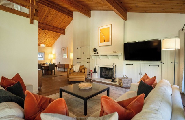 Mountain Chalet close to Vail Village; perfect for family vacation in Vail!