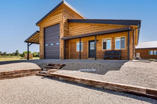 Mountain Escape Nestled in Quaint, Historic Mancos