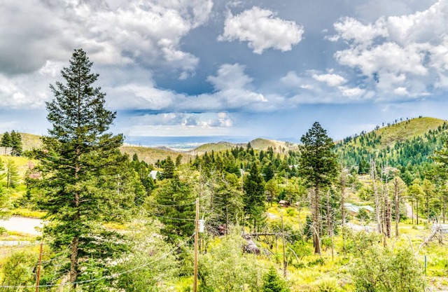 Mountain Haven | Private Sauna, Hot Tub, Fire Pit!