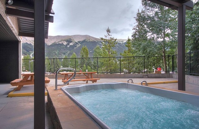 NEW LISTING! Mountain Plaza Hotel Style Room with 2 Beds #511 by RedAwning