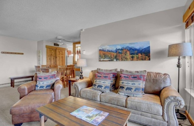 Mountain Ridge Retreat