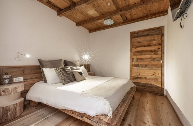 Costume Junior Maison Perrod avec sauna