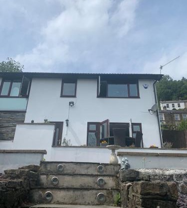 Mountain View - 3 Bedroom home