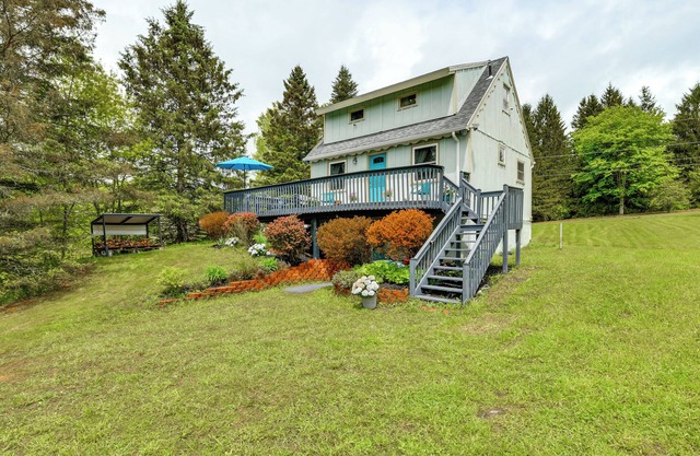 9 Mi to Skiing: Catskills Casita w/ Mountain Views