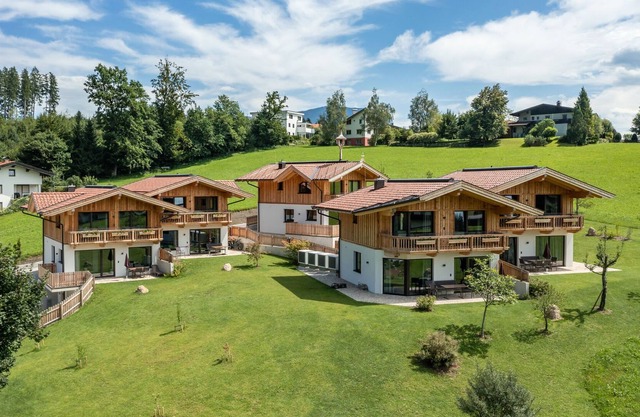 Mountain-view chalet in Mariastein Hohe Salve with Sauna