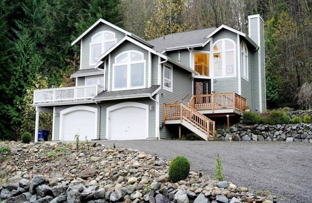 Mountain View Estate at Deer Ridge! Enjoy Nature