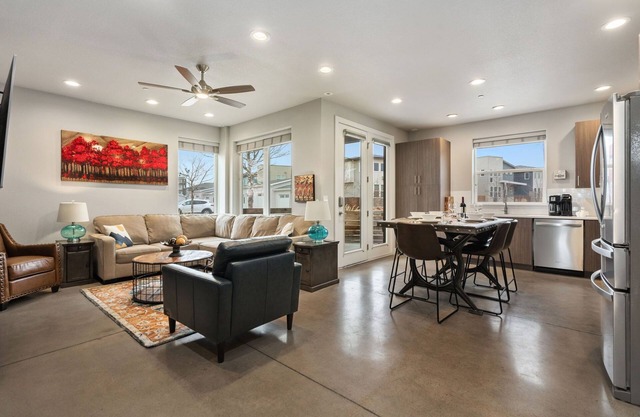 Mountain View Retreat – Perfect for Groups!