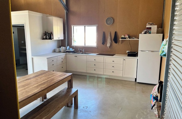 Mountainbikers Retreat! Elbyville backs right onto Kiwarrack MTB trails.