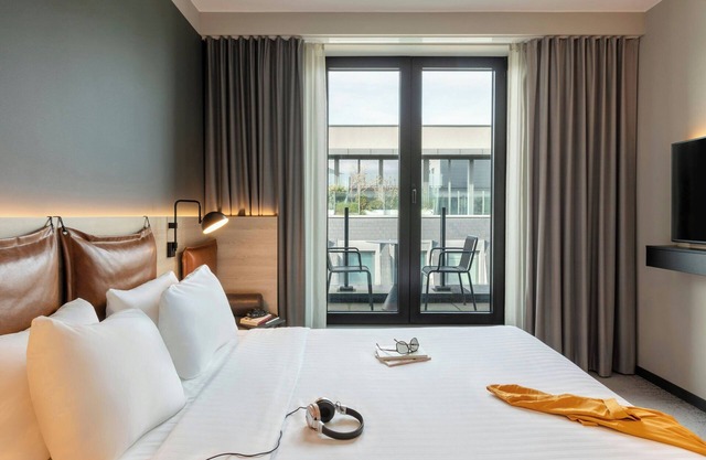 Moxy Brussels City Center