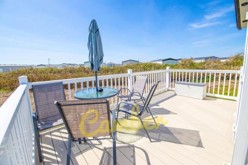 MP753 - Camber Sands Holiday Park - Sleeps 6