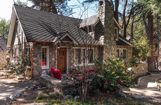 Mt. Baldy Cottage sur Bear Creek dans le village isolé du mont. Baldy