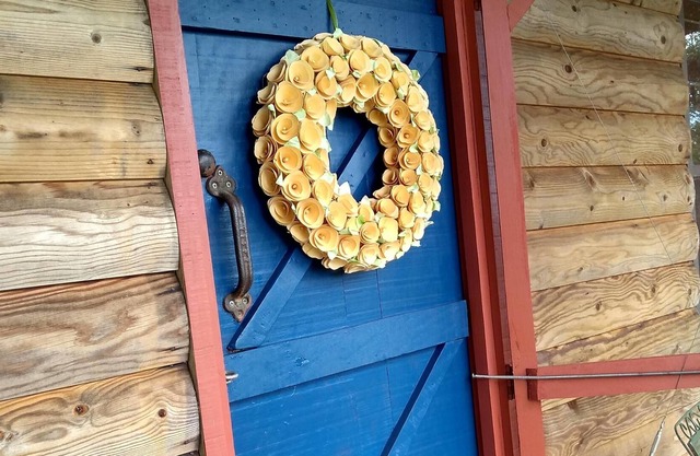 Mulberry Creek Cabin welcomes you! Nestled so close to Lynchburg yet so private!