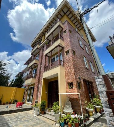 Munus Travel Home is "A Peaceful Home Away from the City"