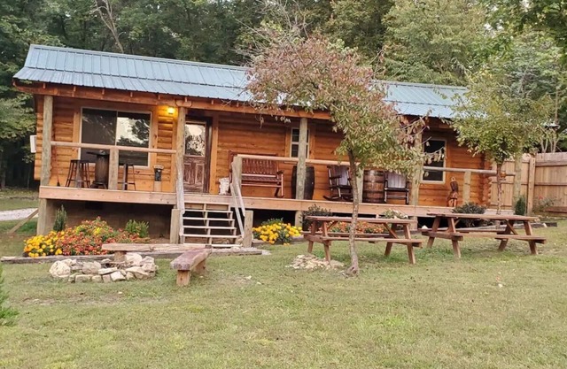 Music Mountain Retreat Cabin C