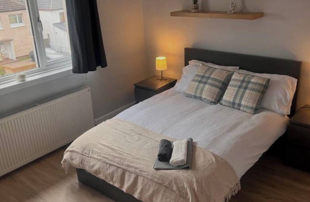 Musselburgh Apartment with 3 Bedrooms