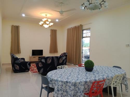 Mutiara Changloon - Bilik Aircond & Privasi Penuh
