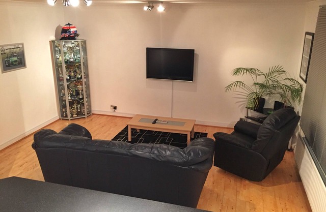 Mon appartement propre et moderne dans le magnifique Surrey!