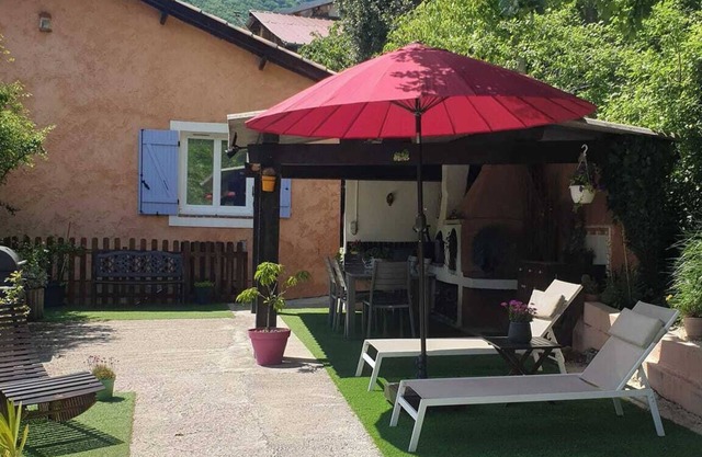 Mon gîte à Pélasque ***, ouvert toute l'année à 45 minutes de l'aéroport de Nice