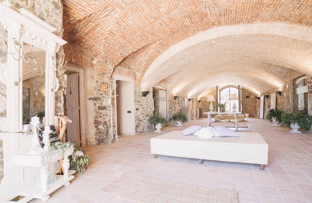 My Rental Homes | Villa Imperial with pool, garden and sauna