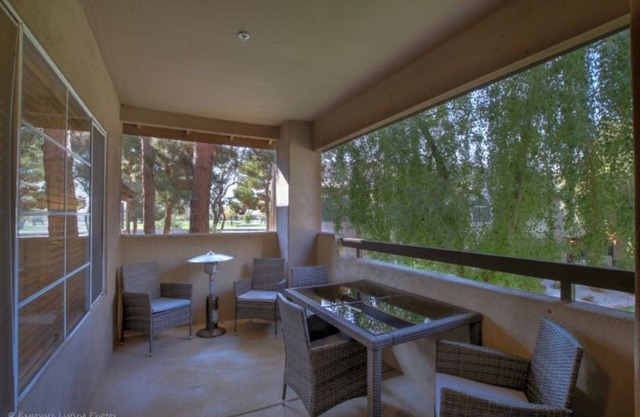 LUXURY CONDO IN THE HEART OF SCOTTSDALE
