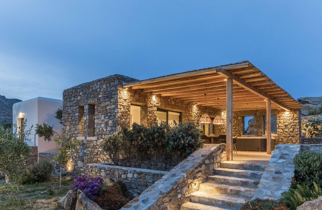 Mykonos Cottage