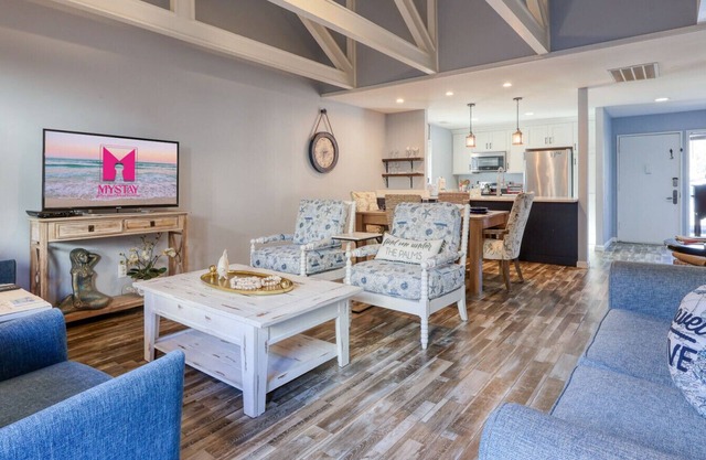 MyStay at 701 Queen's Grant - 2-Bed/2-Bath Ground Level w/ Beach Gear, Perks and Fido-Friendly!