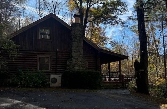 * Mystic Mountain Hideaway * Cheminée, bain à remous, cabine privée LOG, WIFI romantique